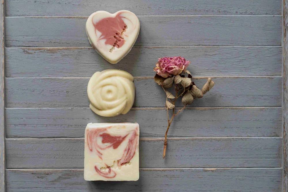 Mydlove - Mydlo olivové gerániová ruža – srdiečko