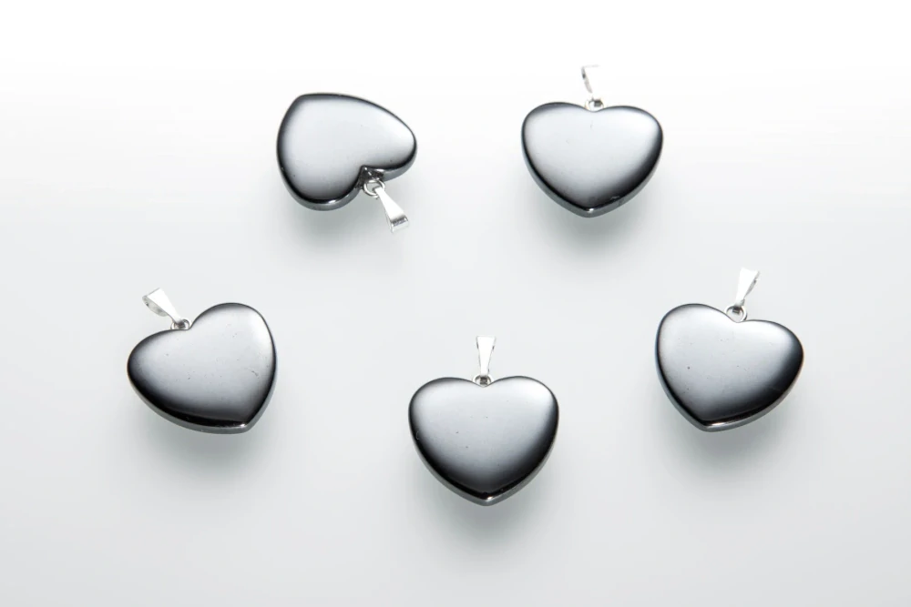 Prívesok - Hematit srdiečko 20mm
