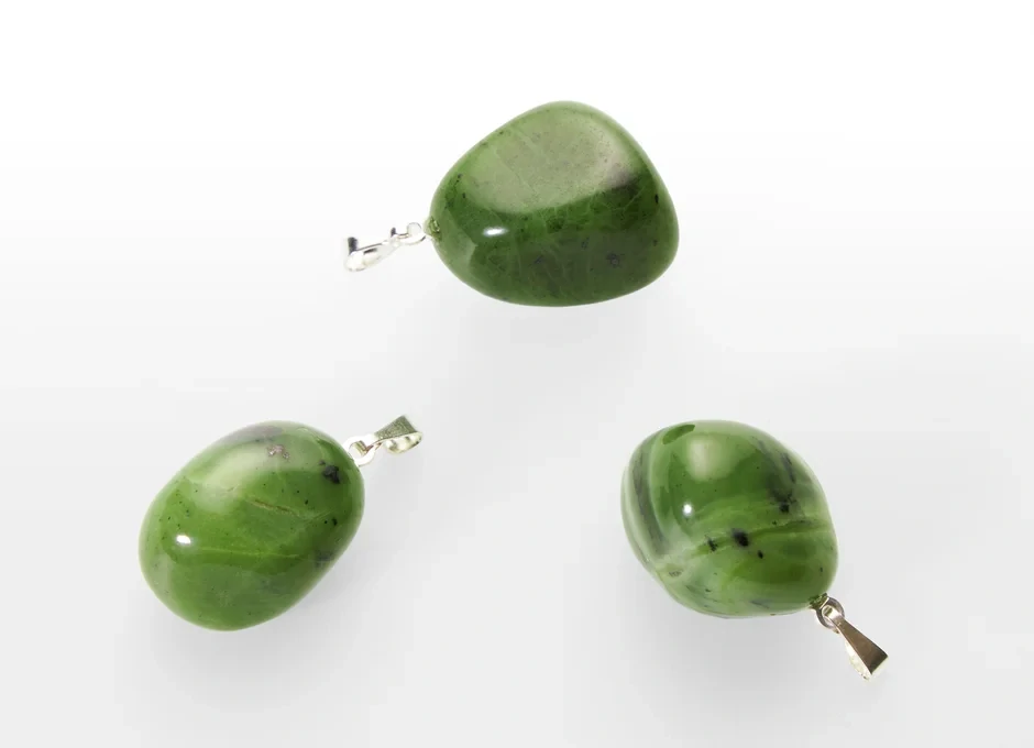 Prívesok - Kanadský Jadeit troml 