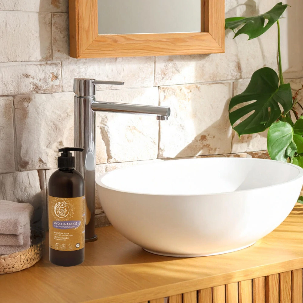 Tierra Verde - Tekuté mydlo na ruky s vôňou BIO materinej dúšky (fľaštička 480 ml)