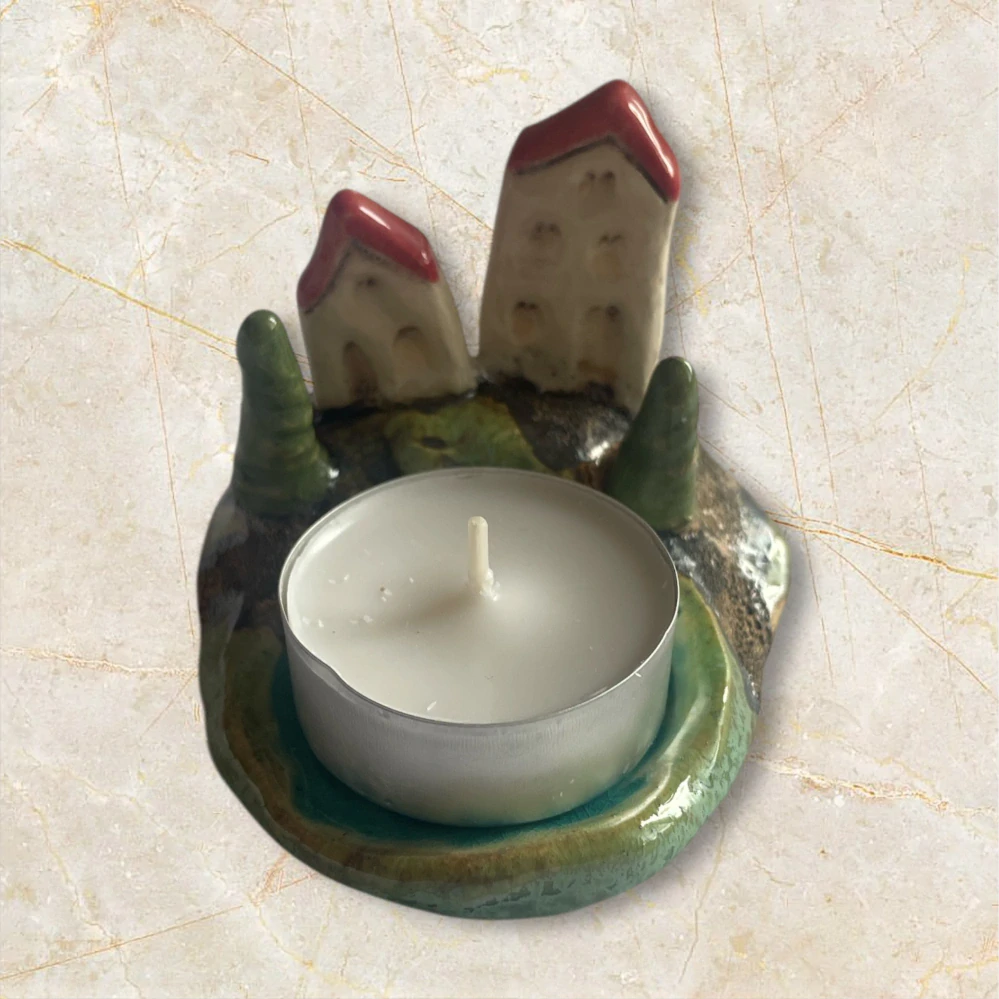 Hand - made - Keramický svietnik Toskánska dedinka pri jazierku