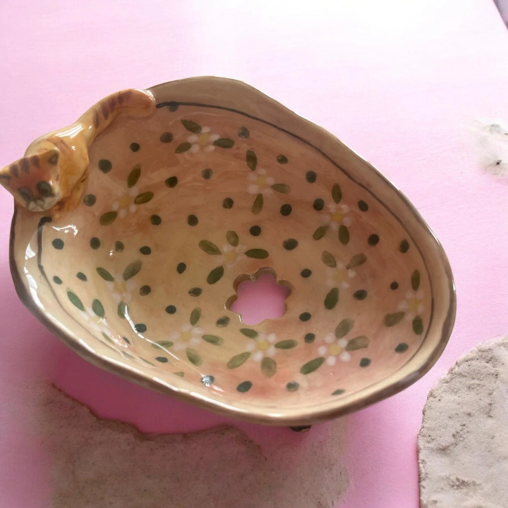 Hand - made - Mydelnička Mačička na lúke