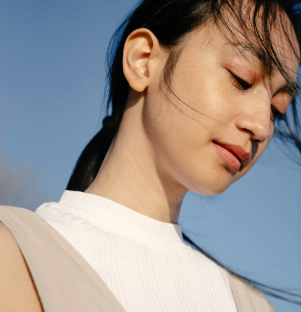 Voono - Farba na vlasy Henna Soft Black