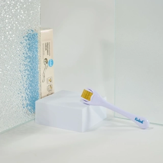 Kvitok - Ošetrujúci valček s mikroihličkami (pleť/telo)