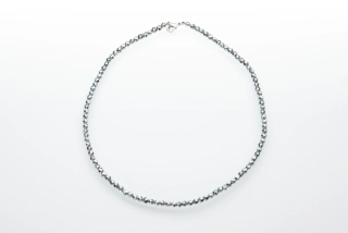 Náhrdelník- Hematit gulička fazetovaná strieborná 4mm