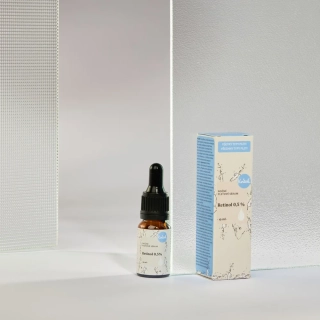 Kvitok - Nočné pleťové sérum – Retinol 0,5 % 10 ml